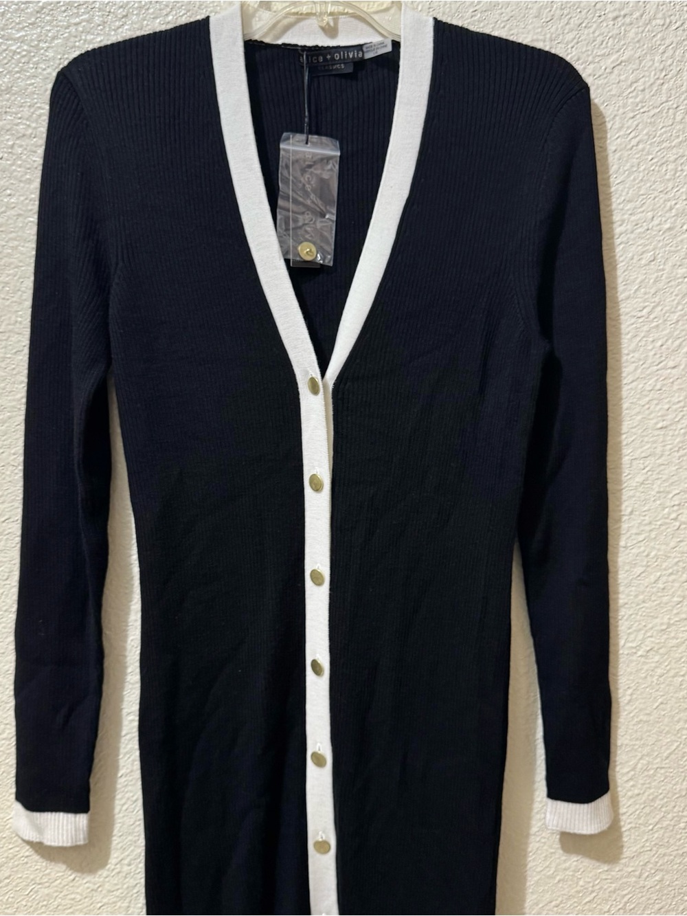 Alice and Olivia Classics Long Black Button-Front Knit Dress with White Trim L - Picture 8 of 9